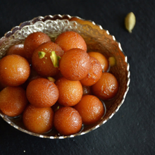 Load image into Gallery viewer, Gulab Jamun 4 Pcs
